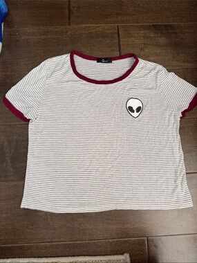 Q LUV Striped Alien Ringer Tee in White and Burgundy